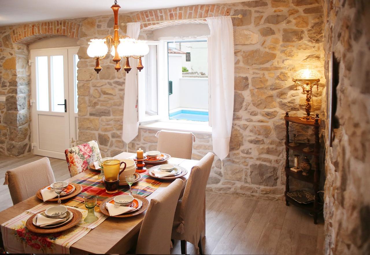 Villa Filipetti With Heated Pool Makarska Exterior photo